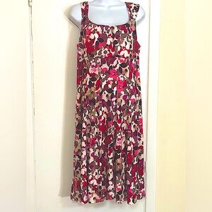 London Style Floral Print Dress. Jersey Fabric. Fit and Flare Style. Size L